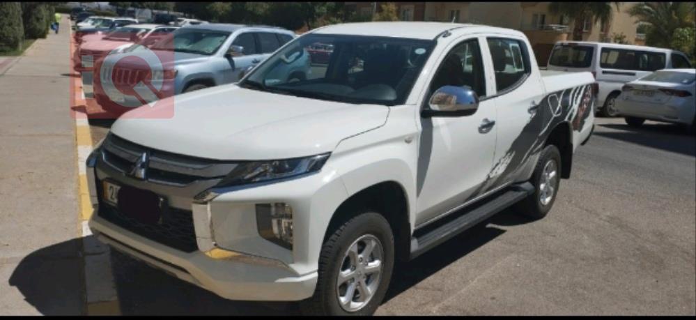 ميتسوبيشي L200